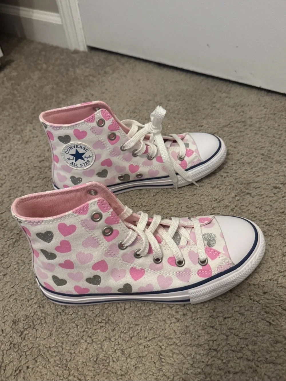 Converse Heartsfall/Mermaid Chuck Taylor All Star Size 3 Junior Canvas Shoe
